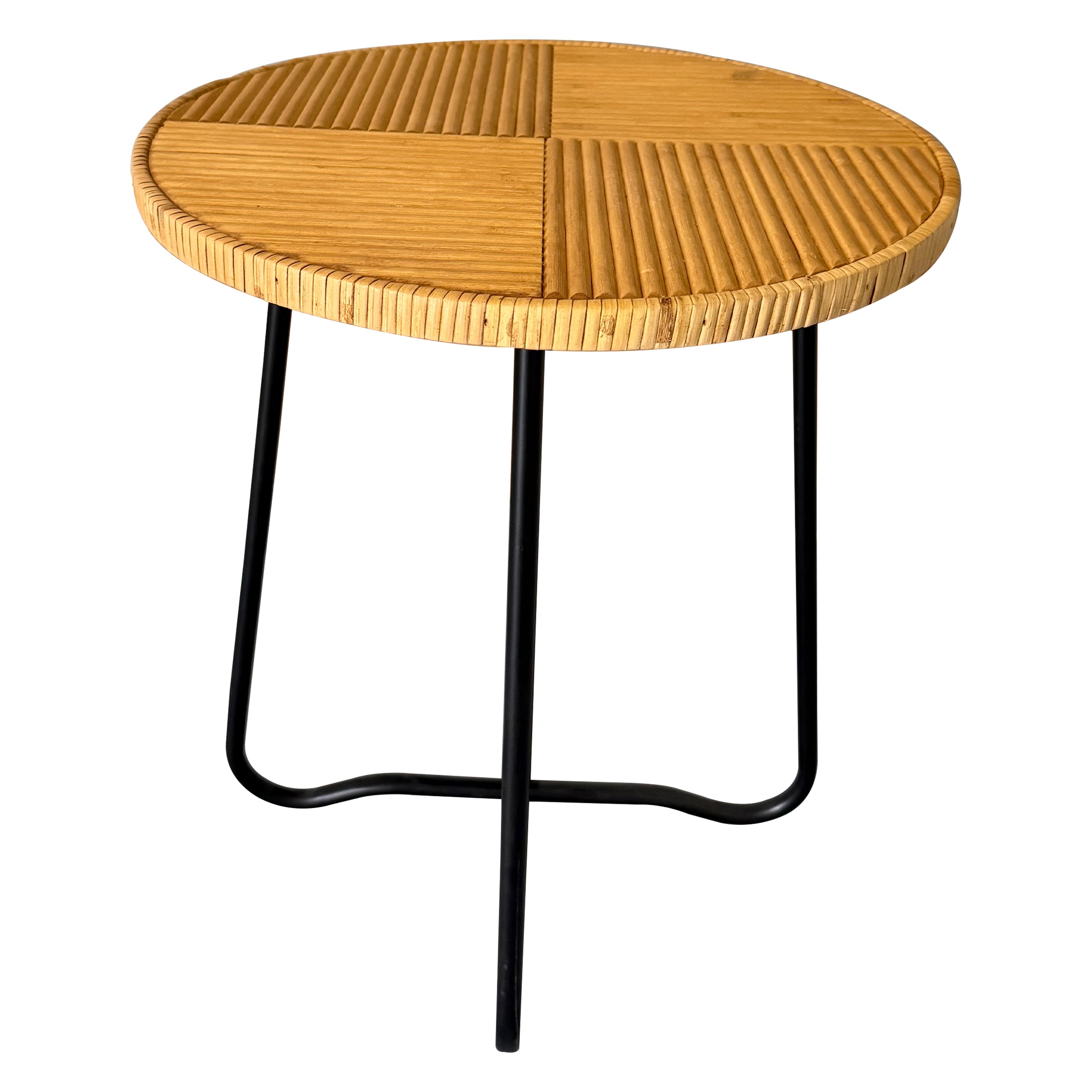RATTAN TABLE CROSS LEGS