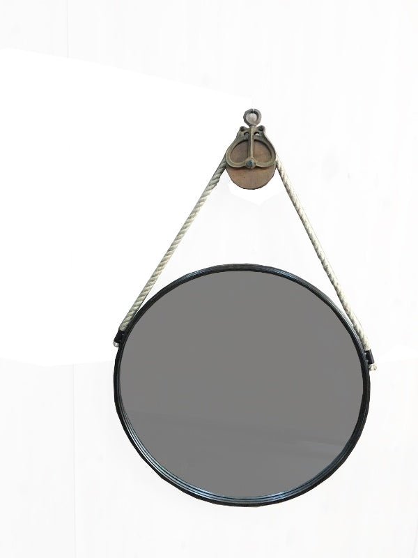 ANTIQUE BROWN HANGING MIRROR