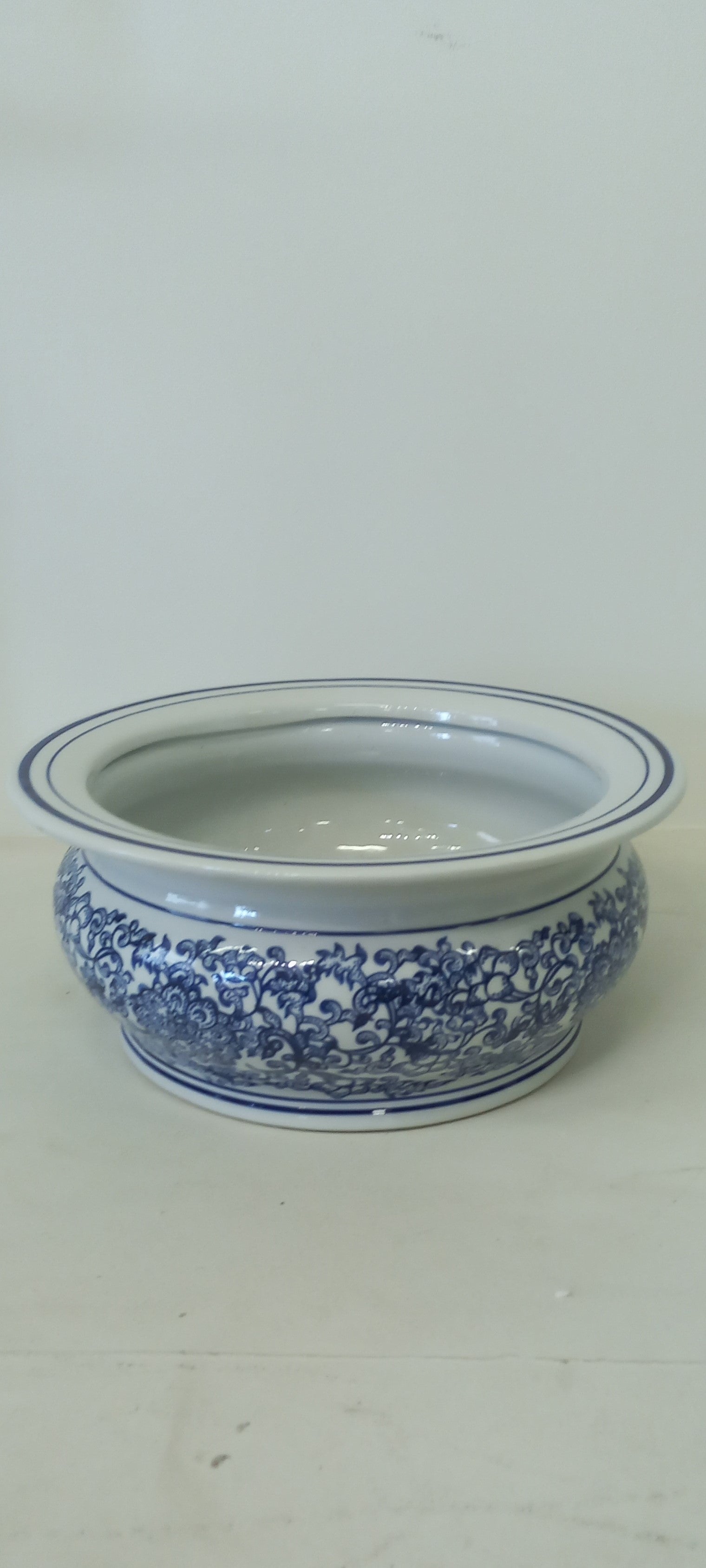 13" ROUND DISH W/LIP