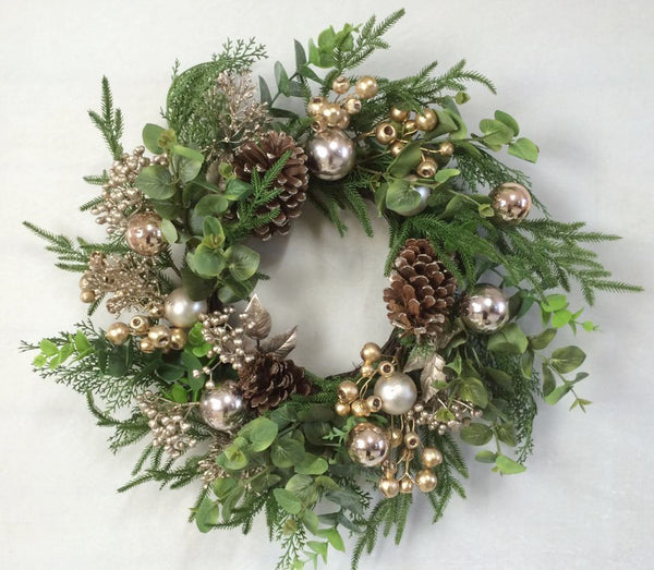 22" GOLD EUC WREATH