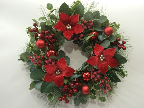 22" RED VELVET POINS WREATH