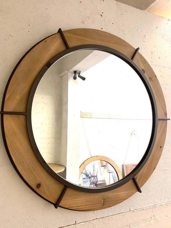 ROUND WOOD W/ METAL