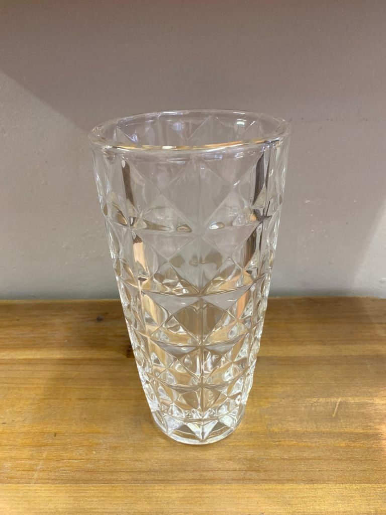 SHORT GLASS VASE